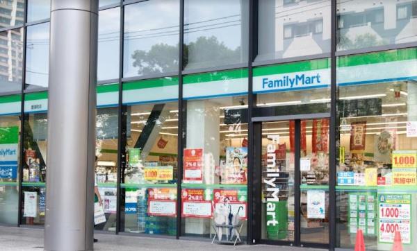 HARUMIFLAGPARKVILLAGEE棟(ファミリーマート豊海町店)