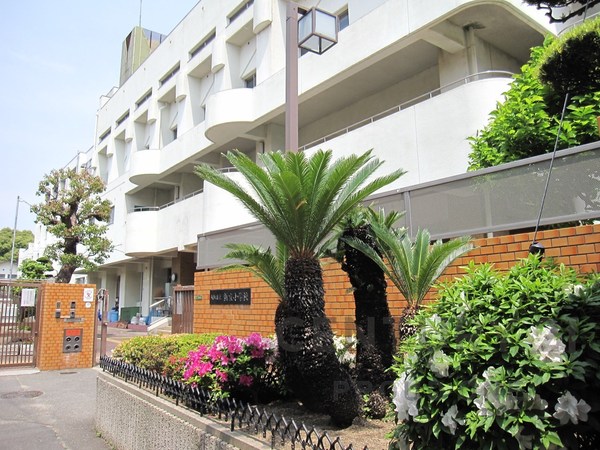 コスモシティ森林公園弐番館(大阪市立新庄小学校)