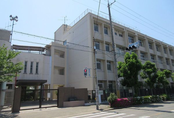大阪市淀川区塚本6丁目の土地(大阪市立田川小学校)