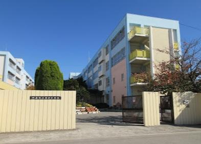 門真市岸和田３丁目の中古一戸建て(門真市立第四中学校)