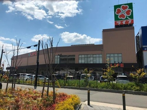 ラウムズ菅原ノースヒル(ライフ東淡路店)