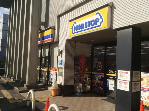 旭コーポB棟(ミニストップ高殿5丁目店)