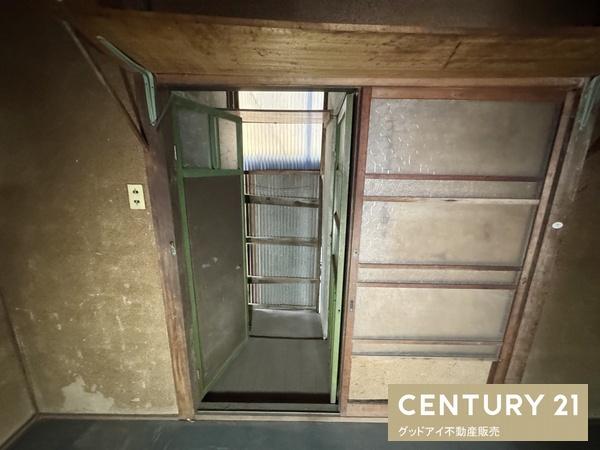 大東市三箇１丁目の中古一戸建て