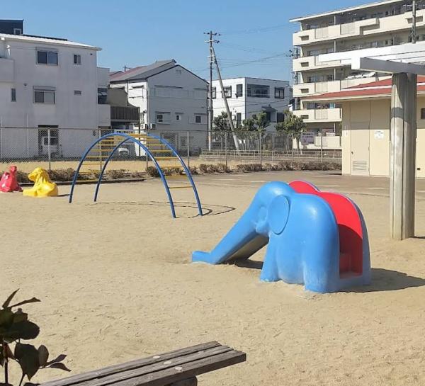 大阪市鶴見区諸口4丁目の中古一戸建て(諸口児童公園)
