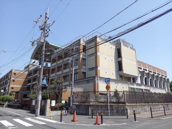 鶴見日光ハイツ(大阪市立茨田小学校)