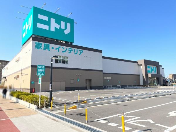 グリーンビュー鶴見１号棟(ニトリ放出店)