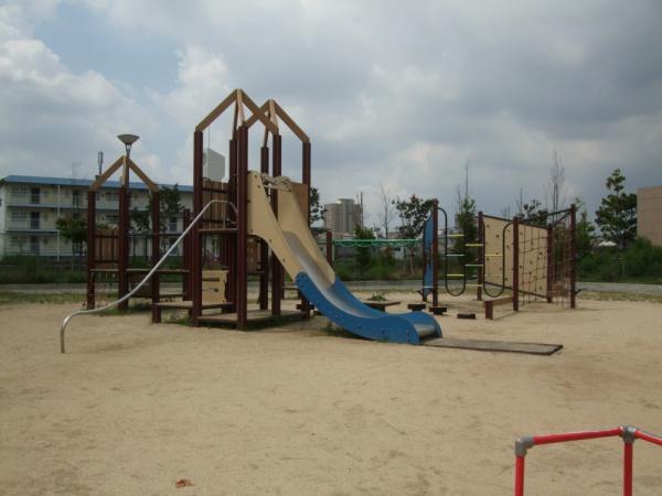 大東市緑が丘１丁目の中古一戸建て(大東中央公園)