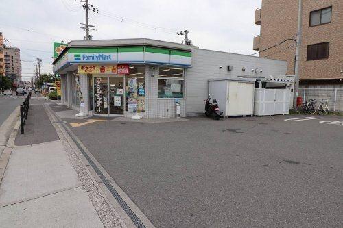 キングマンション鶴見(ファミリーマート鶴見今津北店)