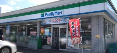 東急ドエルアルスたまプラーザ(ファミリーマート新石川246店)