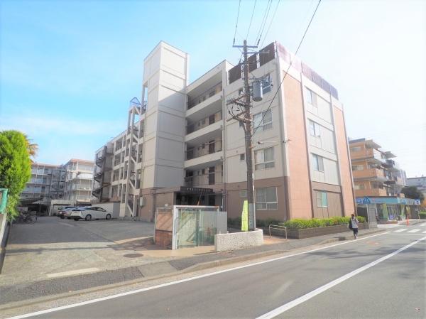 大倉山コーポラスＡ棟