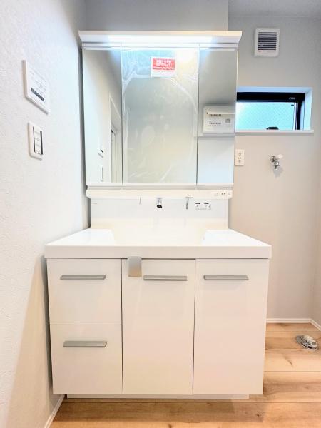 新築戸建　金沢区富岡東１丁目Ⅲ　１号棟