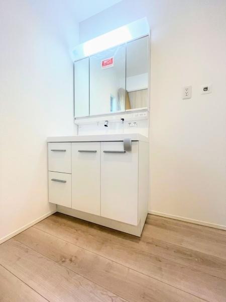 新築戸建　旭区白根６丁目Ⅲ　２号棟