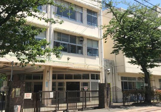 クオス港南中央ステーションフロント(横浜市立南台小学校)