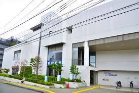 グランパーク十日市場(横浜市緑図書館)