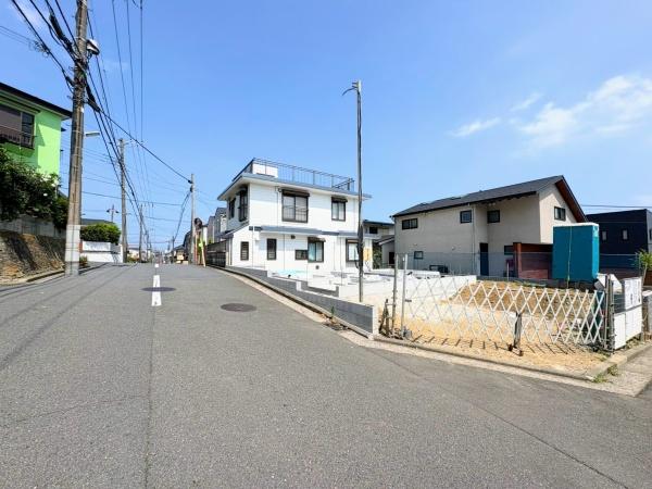 新築戸建　金沢区富岡西428①