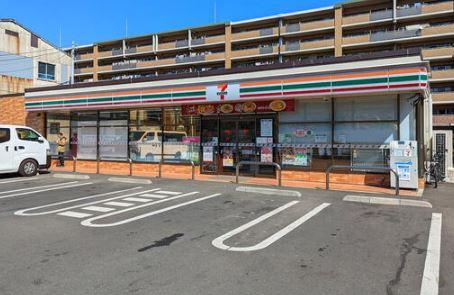 スカイビュー戸塚１号棟(セブンイレブン横浜戸塚上矢部町店)