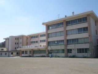 アドリーム稲田堤(川崎市立菅中学校)