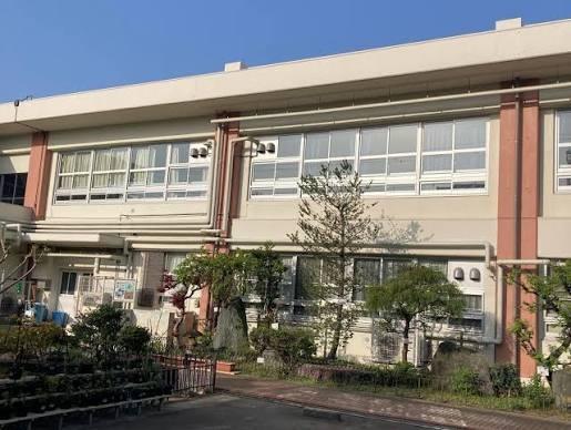 川崎河原町分譲共同ビル１４号棟(川崎市立南河原小学校)