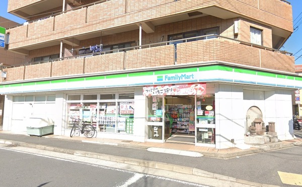 横浜市中区本牧元町の中古一戸建て(ファミリーマート本牧大里町店)