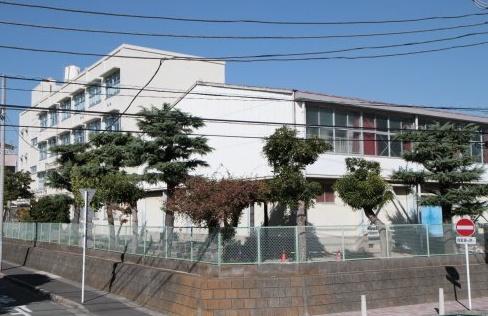 綱島東パークホームズ弐番館(横浜市立綱島東小学校)
