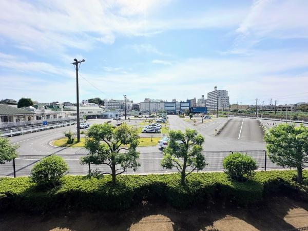 ライオンズガーデン鴨居