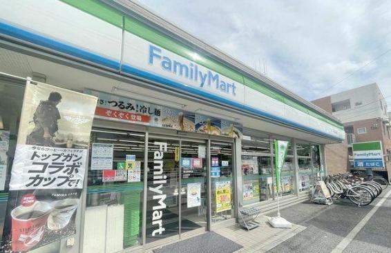 大倉山パークハイツ(ファミリーマート港北師岡町店)