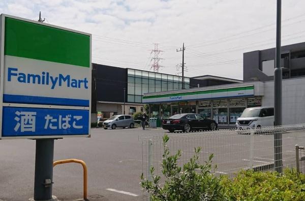 あざみ野団地３－２－８号棟(ファミリーマート青葉嶮山店)