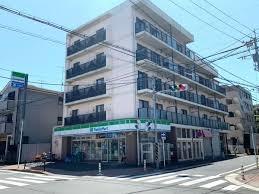富士コーポ(ファミリーマート東古市場店)