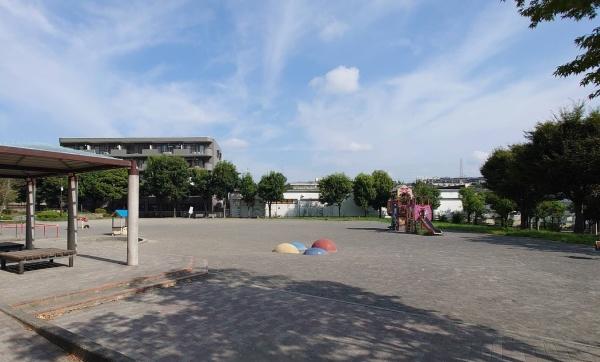 リステージたまプラーザガーデンプレイス(保木公園)