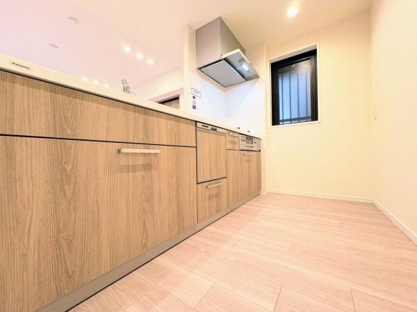 クレストフォルム横浜リヴァシス