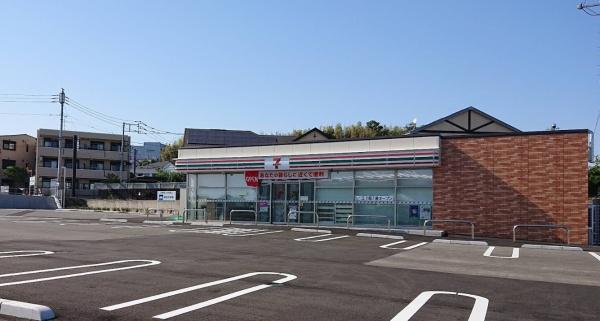 セルアージュ新横浜(セブンイレブン新横浜インター店)