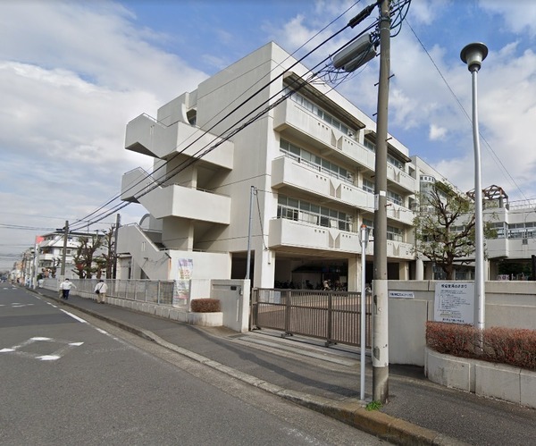 コープ野村バードウッド鶴見３番館(横浜市立市場小学校)