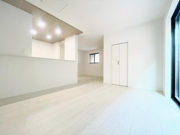新築戸建　神奈川区神大寺２期　１号棟