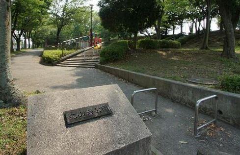 野庭団地６３４－２号棟(丸山台公園)