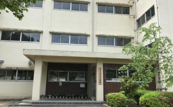 サウスヒルズ横浜弘明寺(横浜市立六つ川小学校)