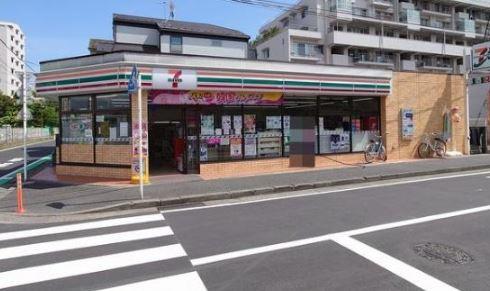 フジタハイツ東鶴見(セブンイレブン横浜大豆戸町店)