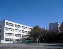 コーシン菊名マンション(横浜市立菊名小学校)