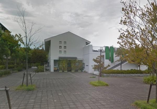 金沢シーサイドタウンなぎさ団地１２号棟(しののめ並木保育園)