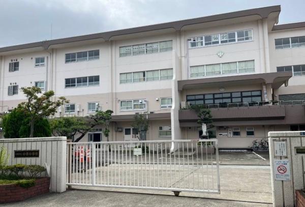 朝日シティパリオ多摩川(川崎市立中原中学校)