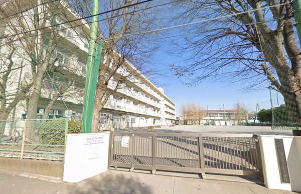 横浜市瀬谷区下瀬谷１丁目の中古一戸建て(横浜市立瀬谷さくら小学校)