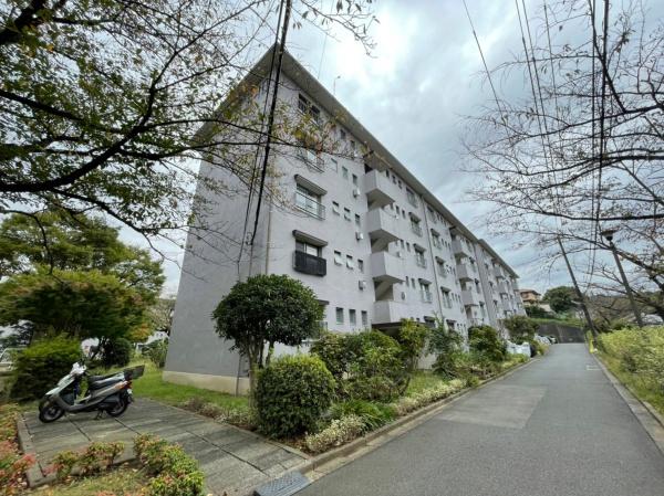 左近山団地　６街区10棟