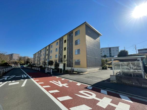 竹山団地１６０１号棟
