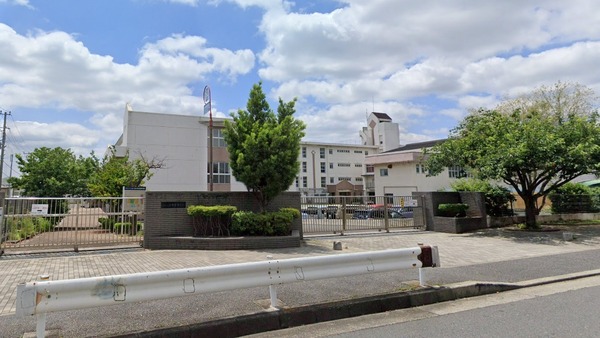 ライオンズマンション西横浜第５(横浜市立岩井原中学校)