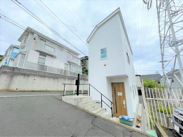 横浜市港北区岸根町720　新築戸建