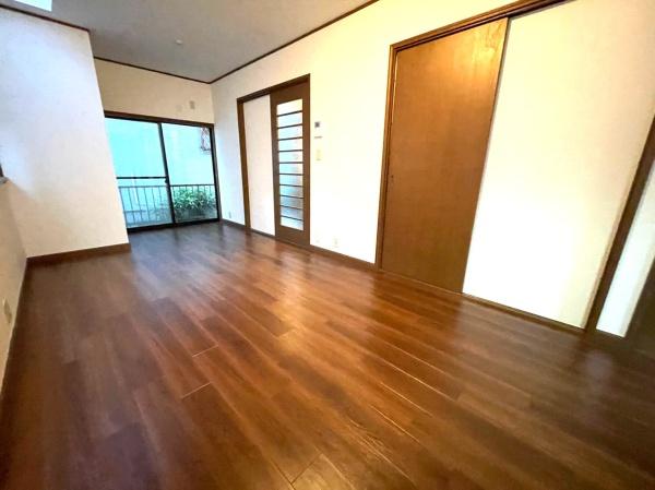 横浜市南区六ッ川二丁目　再生戸建