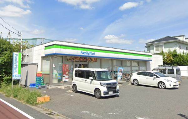 足立区六木４丁目の中古一戸建て(ファミリーマート六木四丁目店)