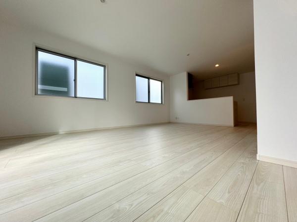 横浜市神奈川区神大寺1丁目　新築分譲住宅全15棟　4号棟