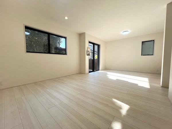 横浜市瀬谷区南瀬谷1丁目第2　新築分譲住宅　1号棟