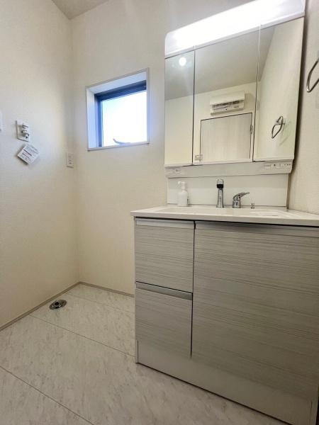横浜市瀬谷区南瀬谷1丁目第2　新築分譲住宅　2号棟