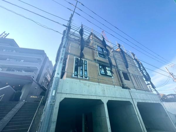 横浜市神奈川区沢渡　新築戸建全2棟　1号棟